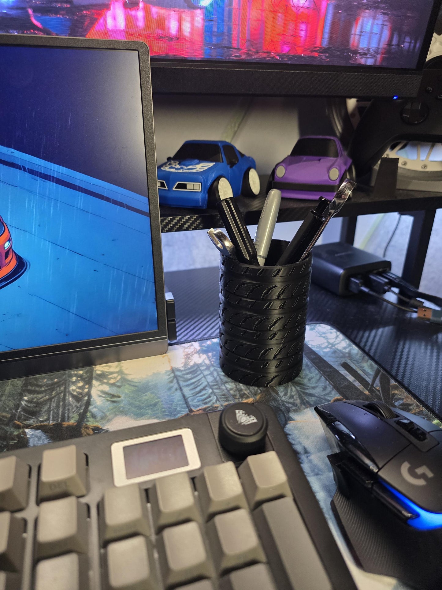 Race Tire Style Pen Holder
