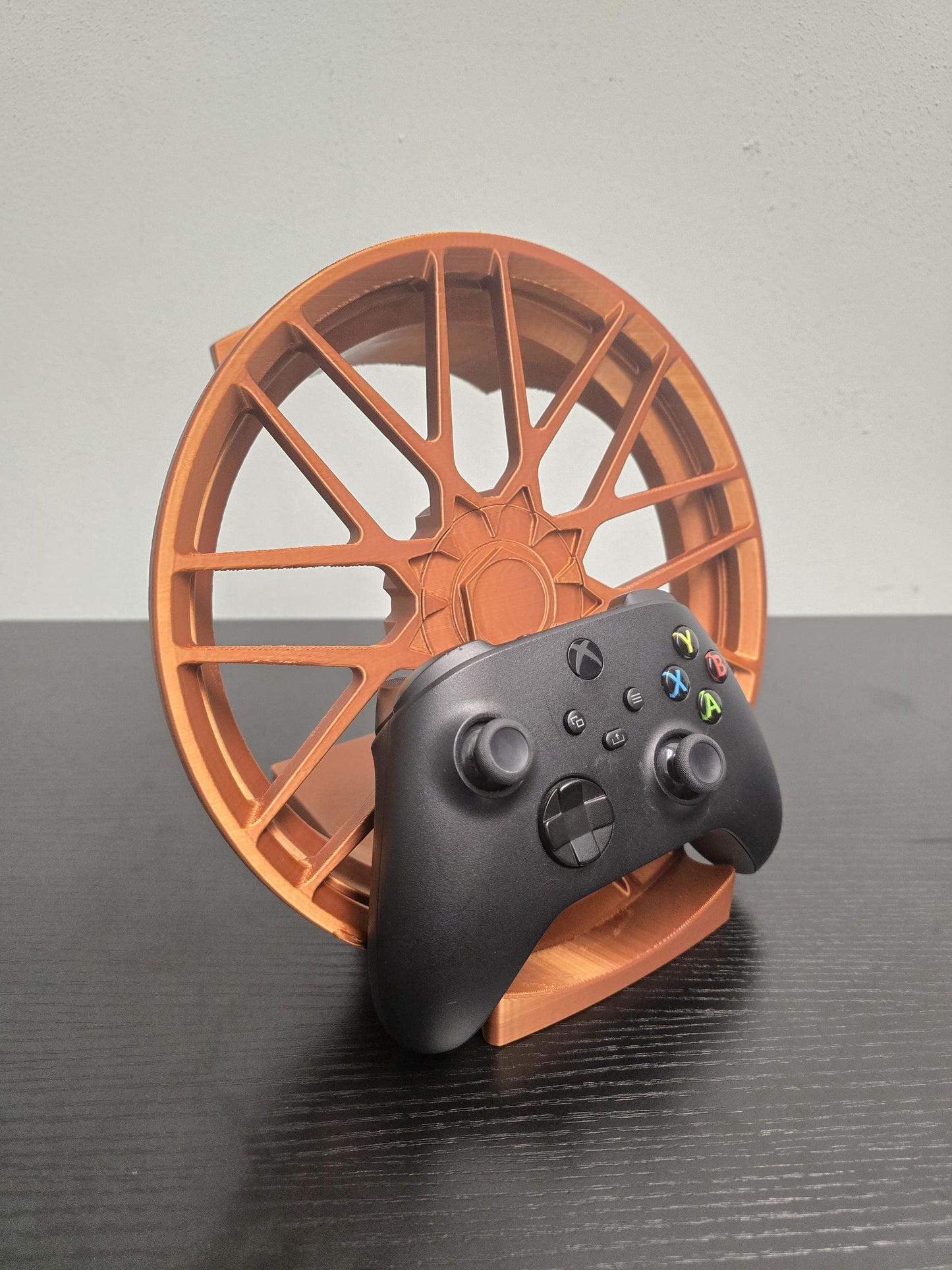 Rotiform RSE Style Headset and Controller Stand