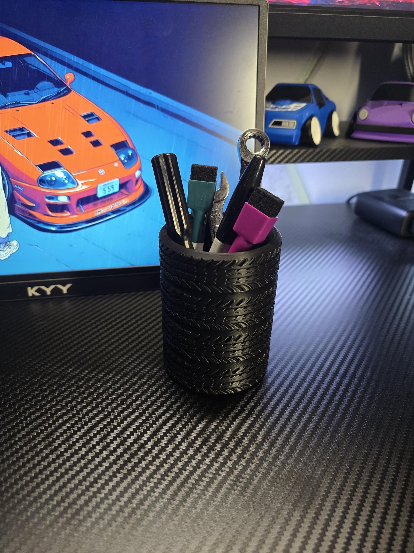 Tire Stack Pen Holder