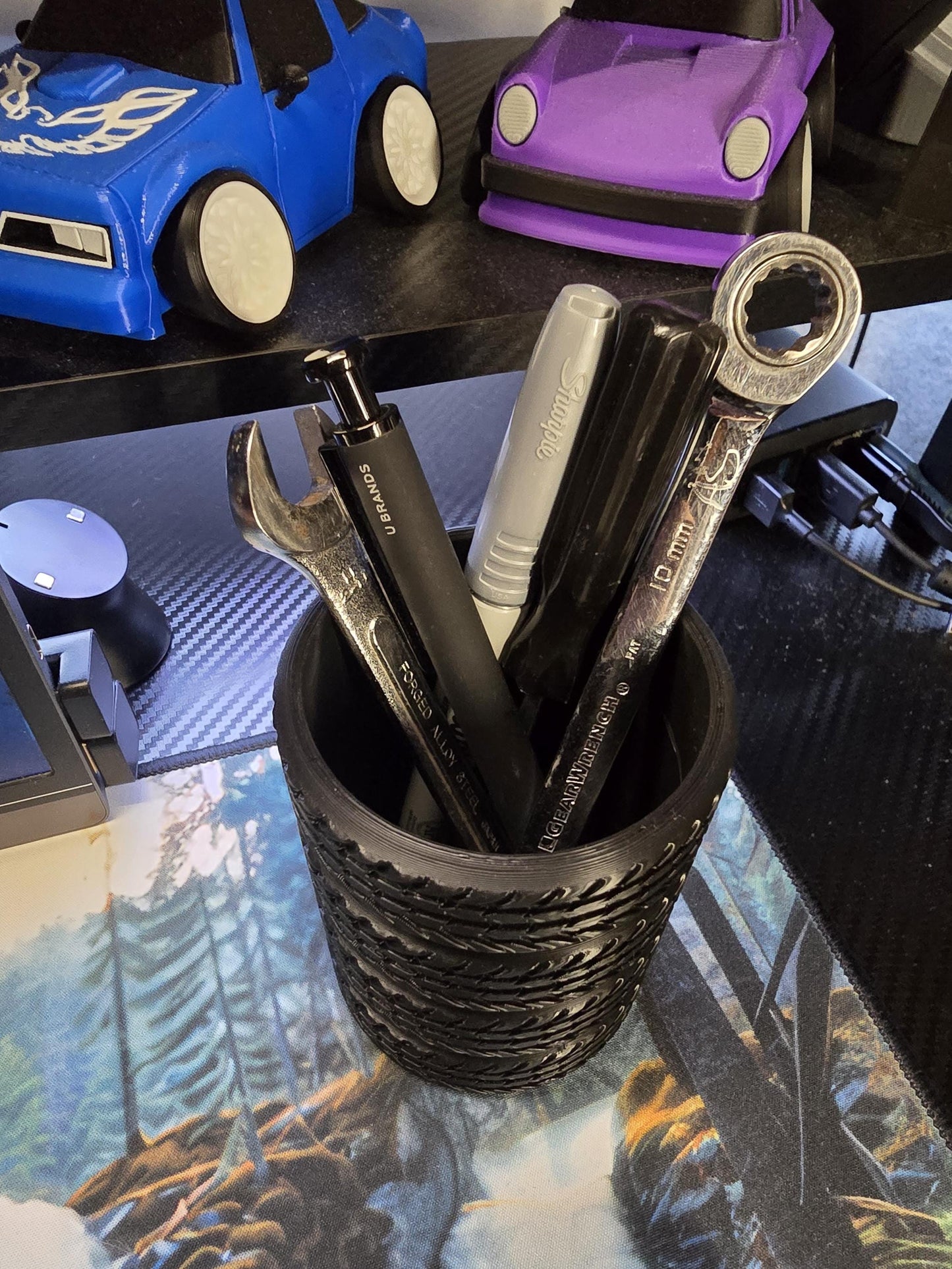 Tire Stack Pen Holder